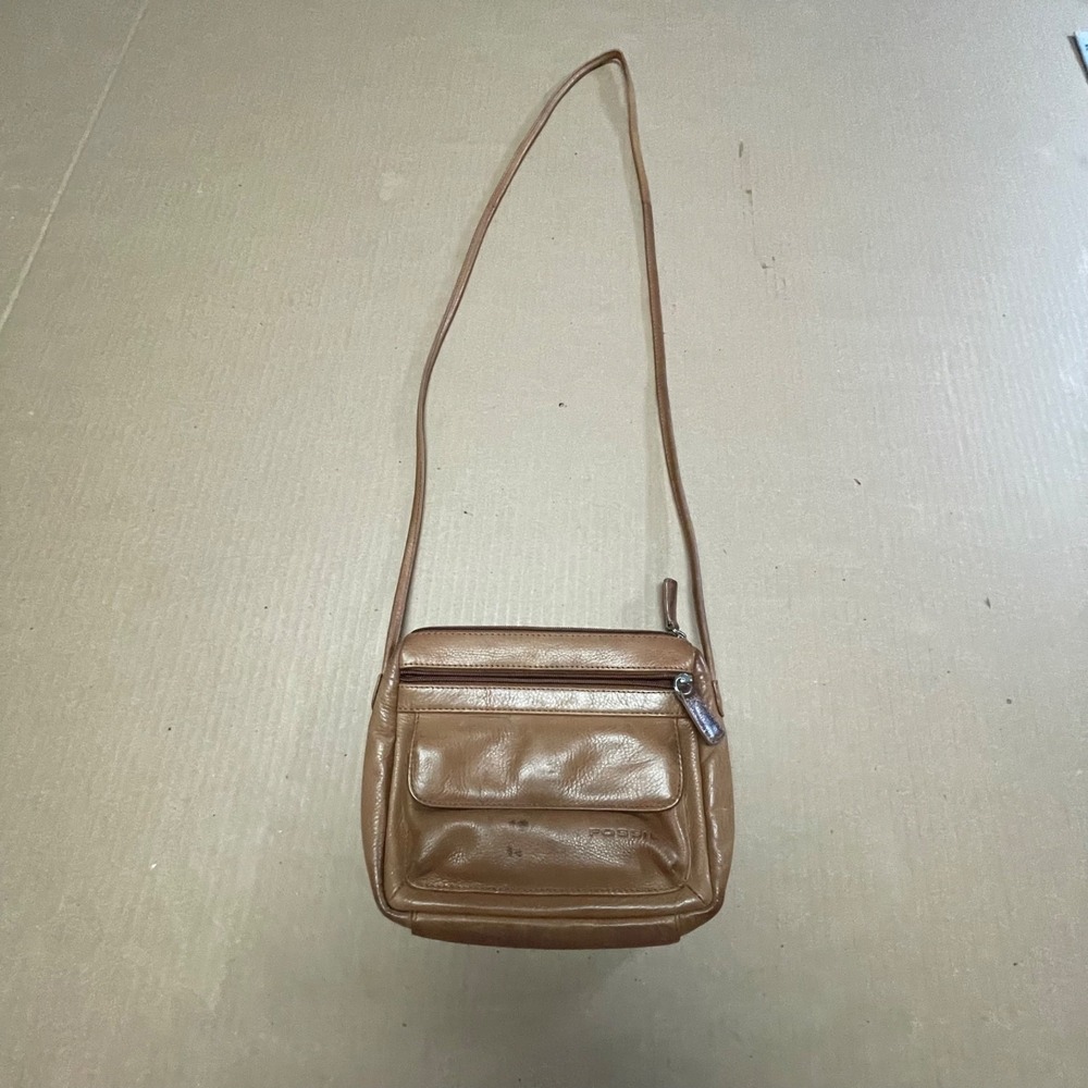 Vintage Y2K Fossil Tan Leather Crossbody Organizer Bag Small Multi Zip Flap